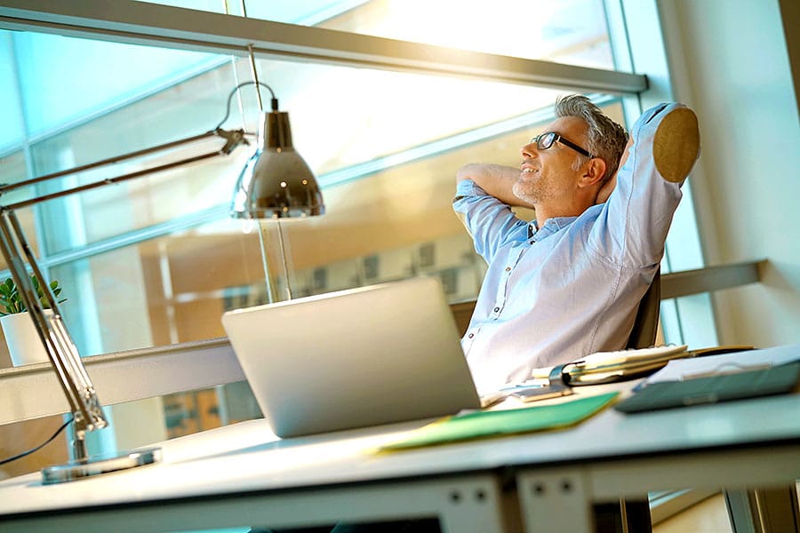 Der Firmenverkauf muss nicht immer Stress bedeuten. Mit rechtzeitiger Vorbereitung und weiteren Tipps meistern Sie ihn sorgenfrei!