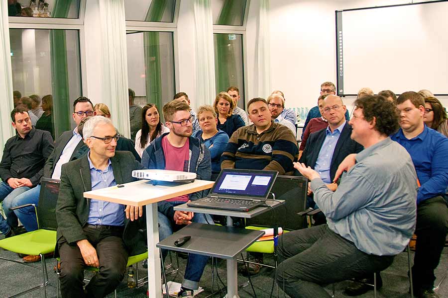 Holger Wassermann erläuterte seine persönlichen Erfahrungen zum Thema zukünftige Nachfolge.